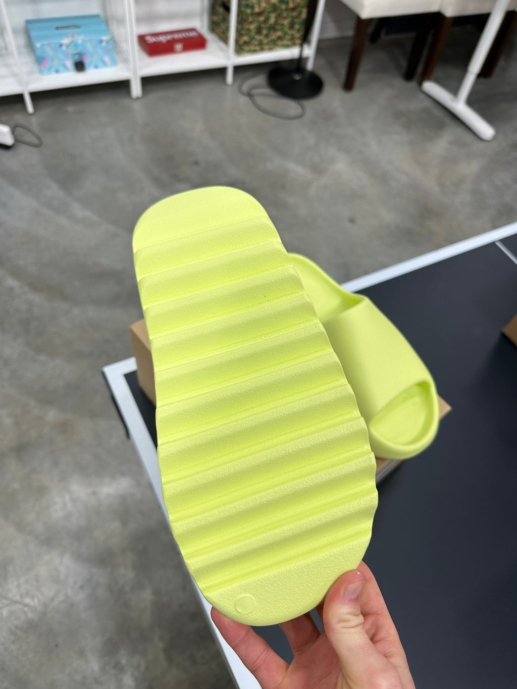 Yeezy Slide Glow Green Sz 10