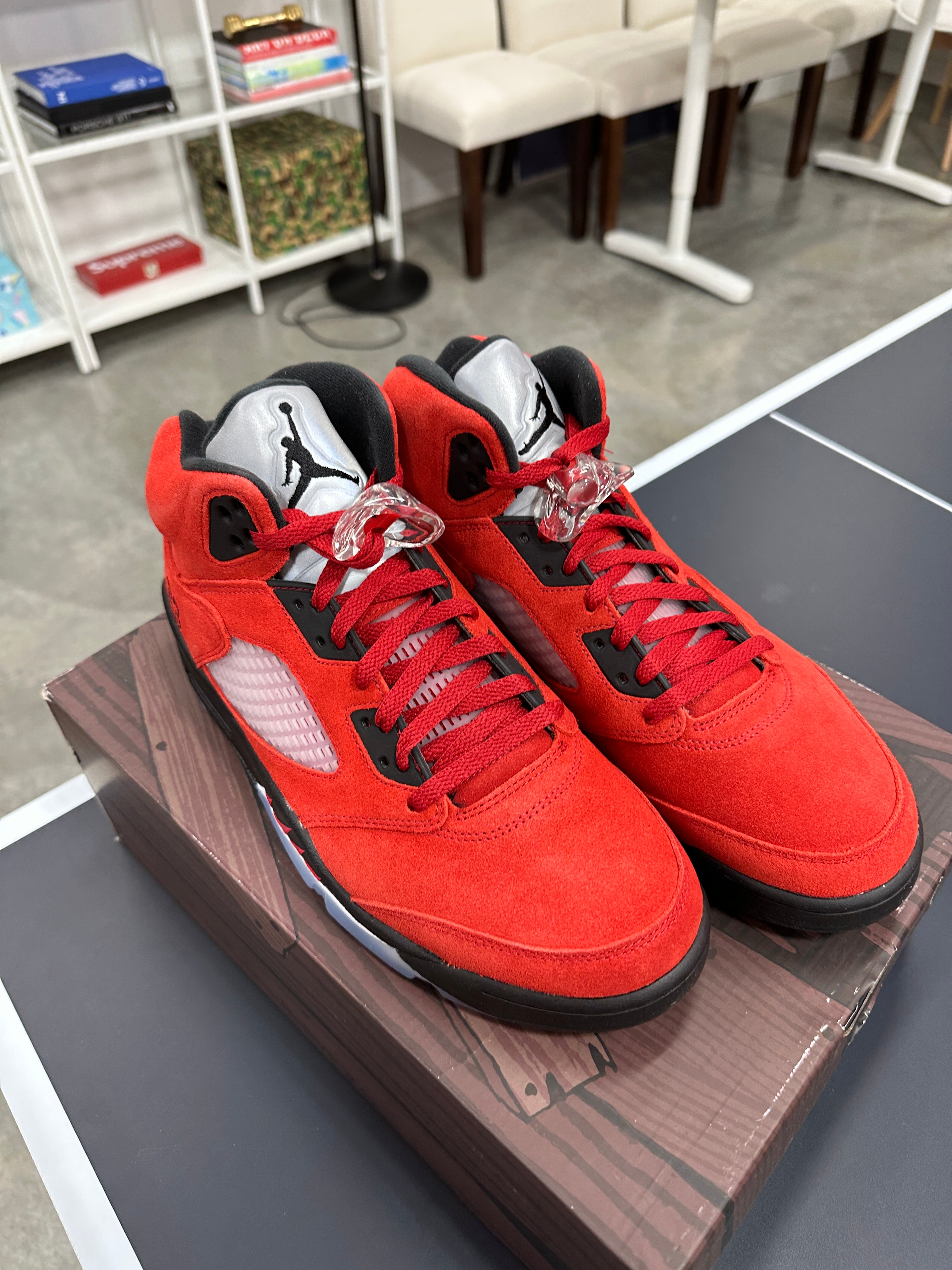 Air Jordan 5 Raging Bull Sz 11