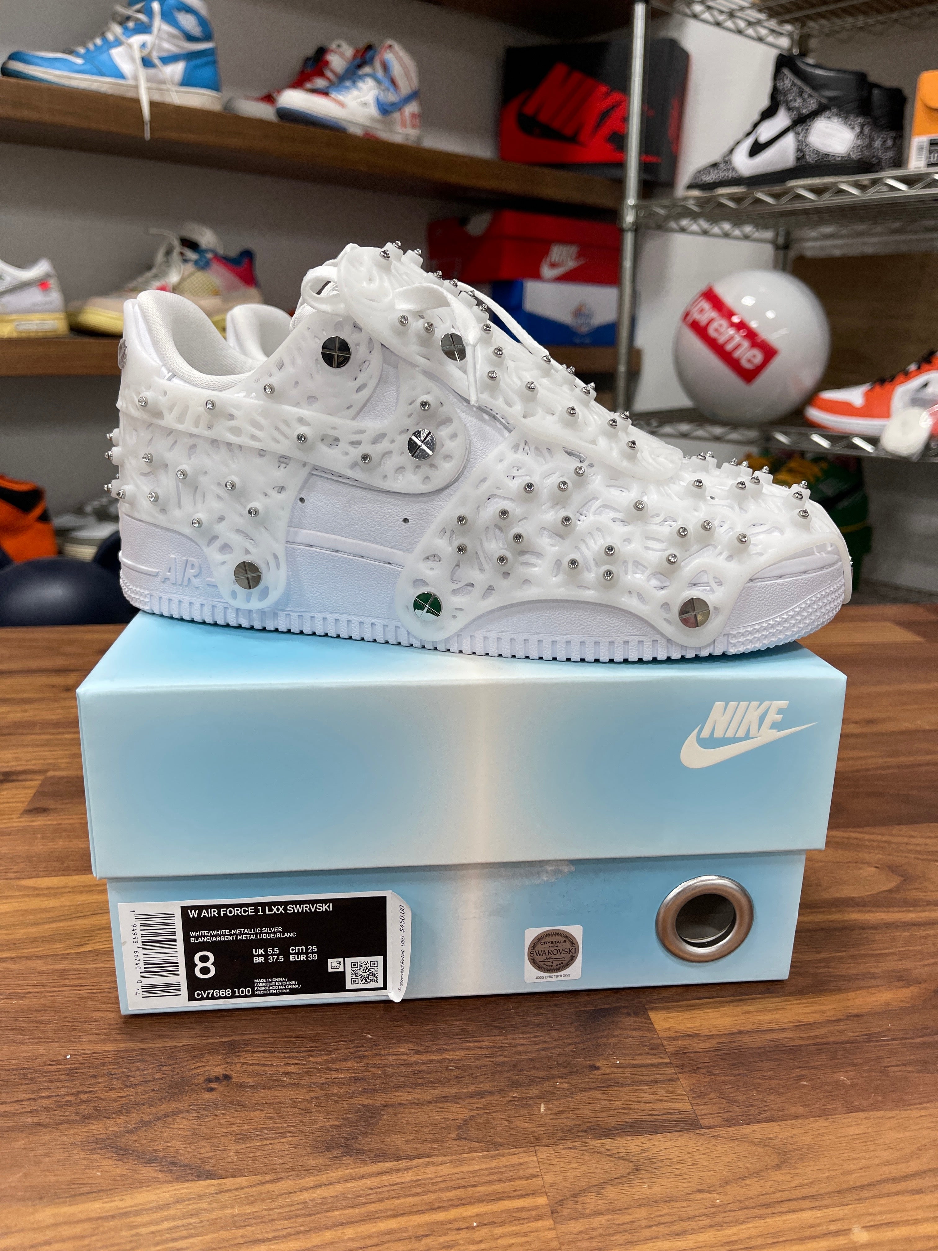 W Air Force 1 LXX Swrvski Sz 8