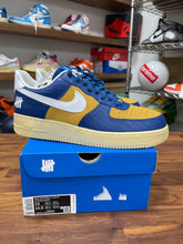 Load image into Gallery viewer, Nike Air Force 1 Low 5 On It Sz 13
