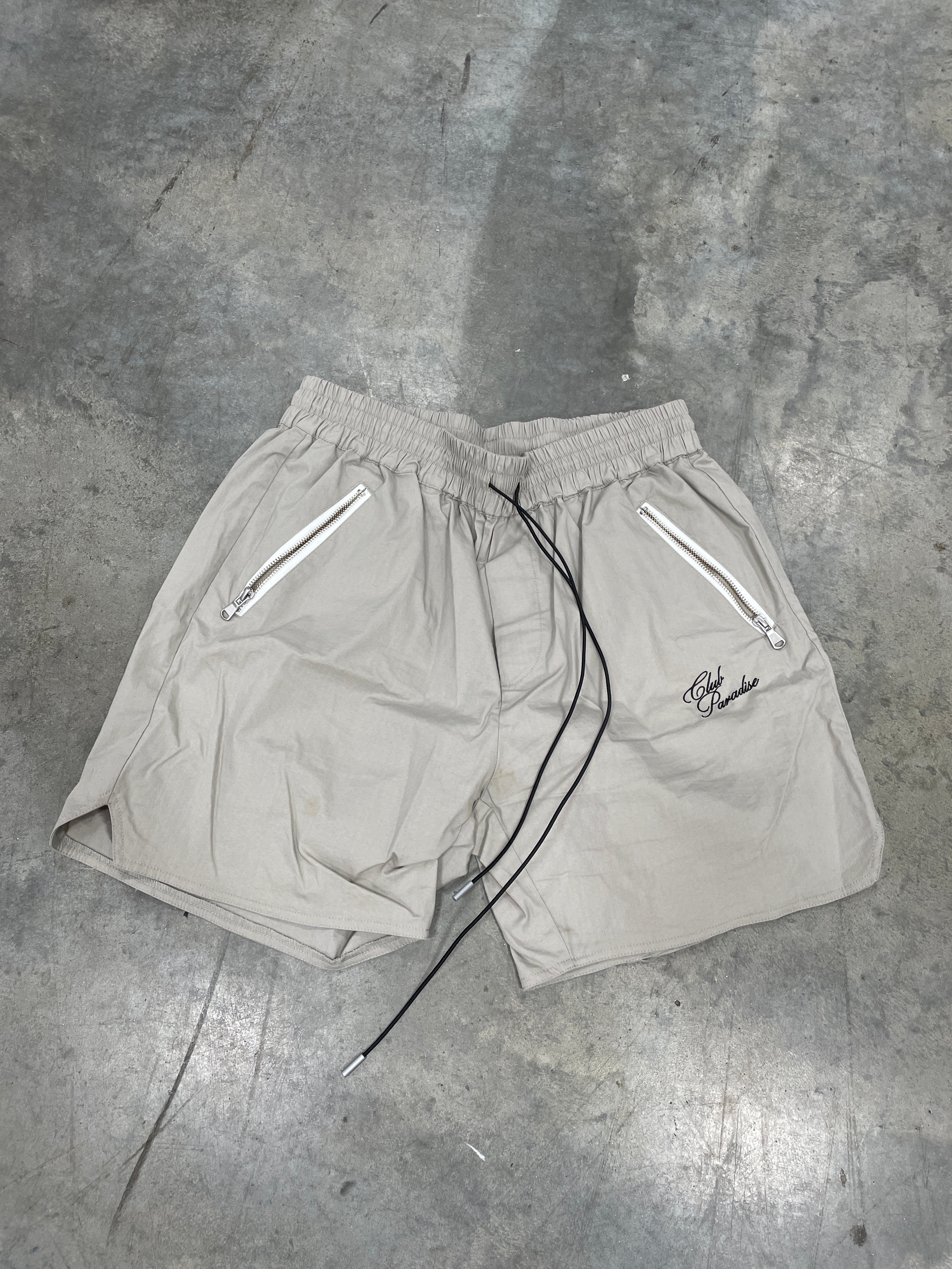 Club Paradise Shorts Sz M